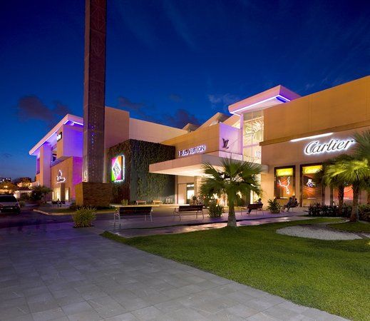 Centre commercial Multiplaza Pacific